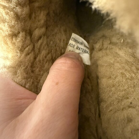 Bear Paw Slippers - tan, lightly used. Very warm! - Picture 10 of 10